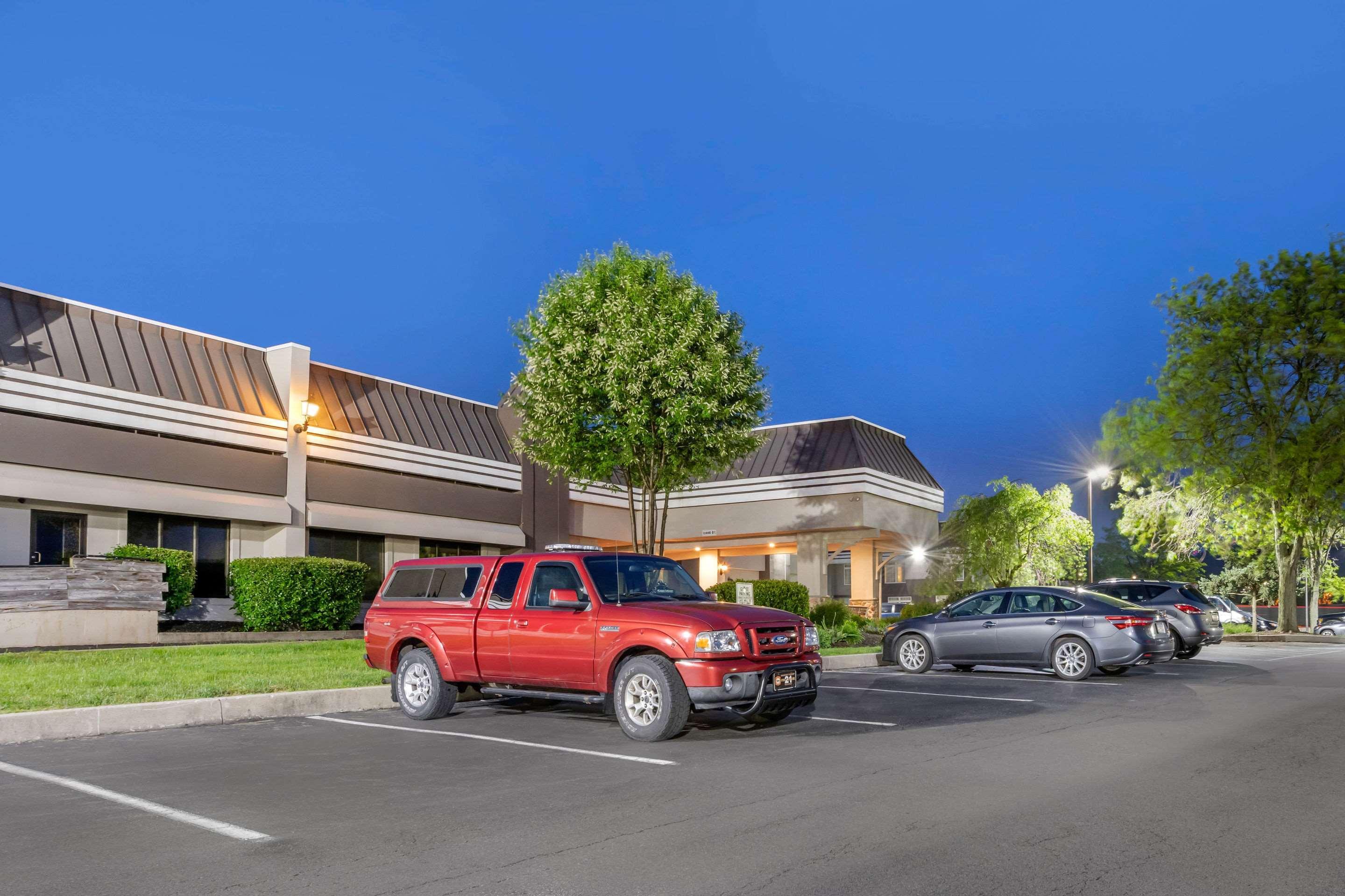 Clarion Hotel And Conference Center Harrisburg West New Cumberland Exterior photo