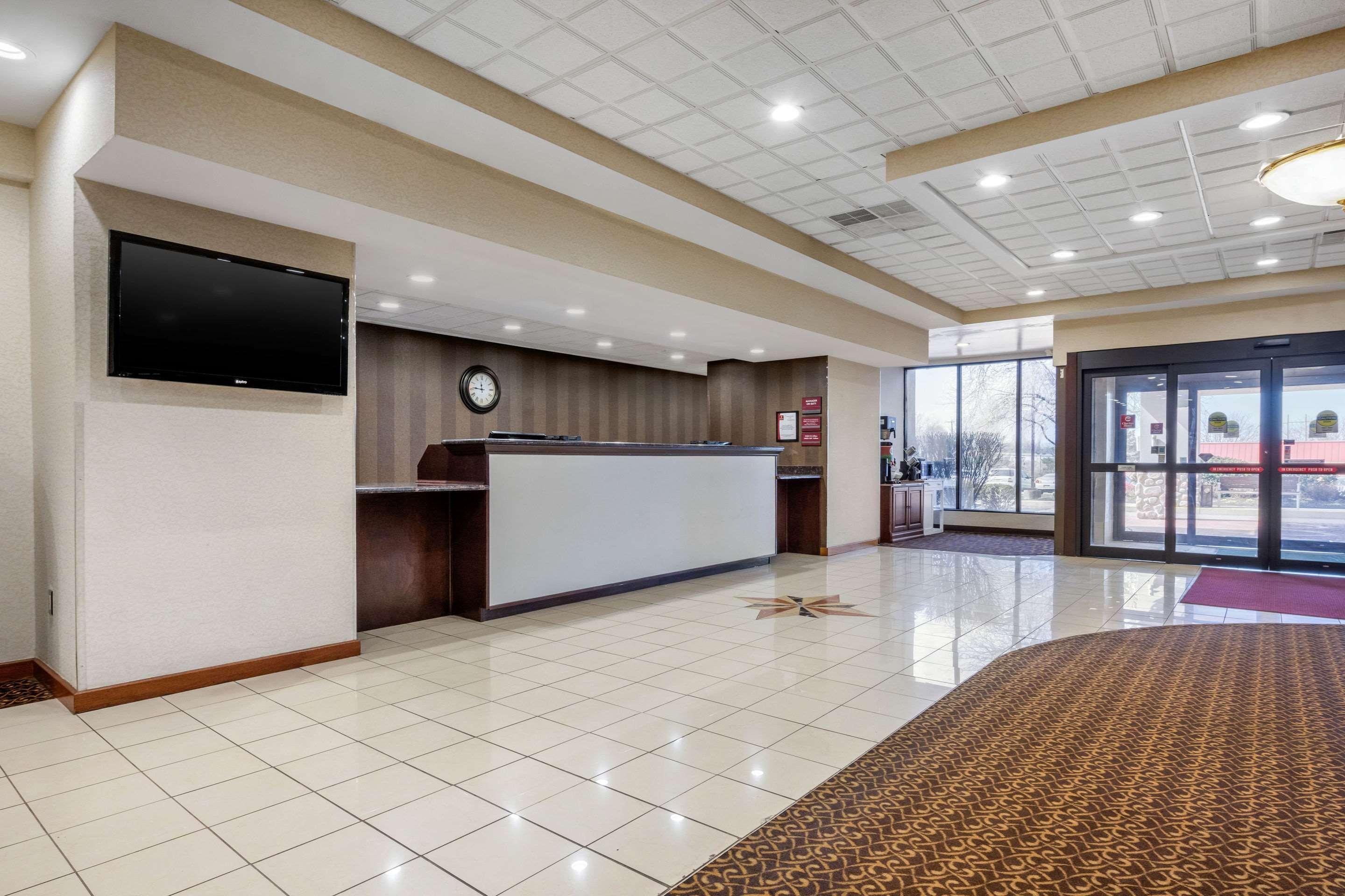 Clarion Hotel And Conference Center Harrisburg West New Cumberland Exterior photo